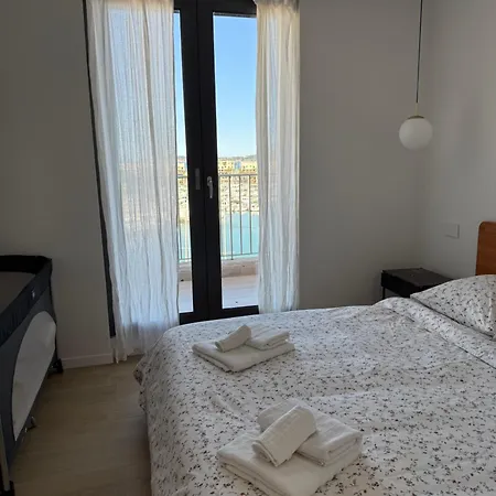 Duplex Sur Le Golfe De Saint Tropez - Panoramic View קוגולין