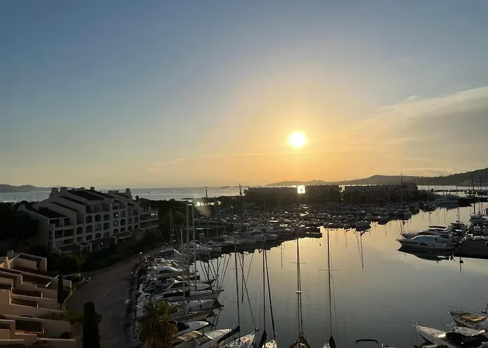 Duplex Sur Le Golfe De Saint Tropez - Panoramic View Apartment Cogolin